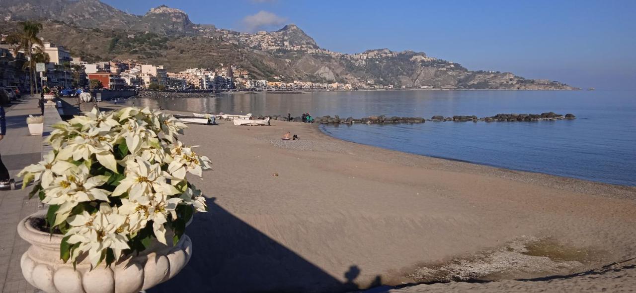 Donna Sicilia 2 Apartment Giardini Naxos Exterior photo