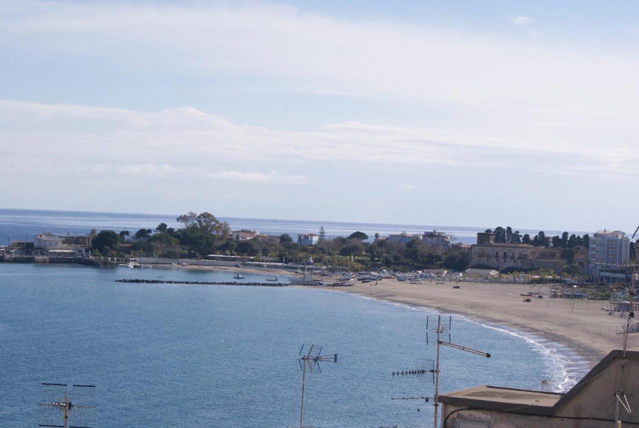 Donna Sicilia 2 Apartment Giardini Naxos Exterior photo